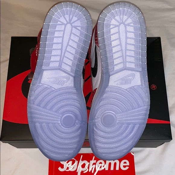 *SOLD* Jordan 1 Retro High Spider-Man Origin Story - Picture 6 of 8